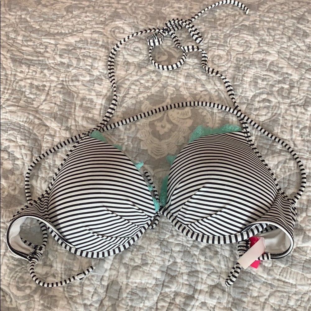 32D Bikini Top